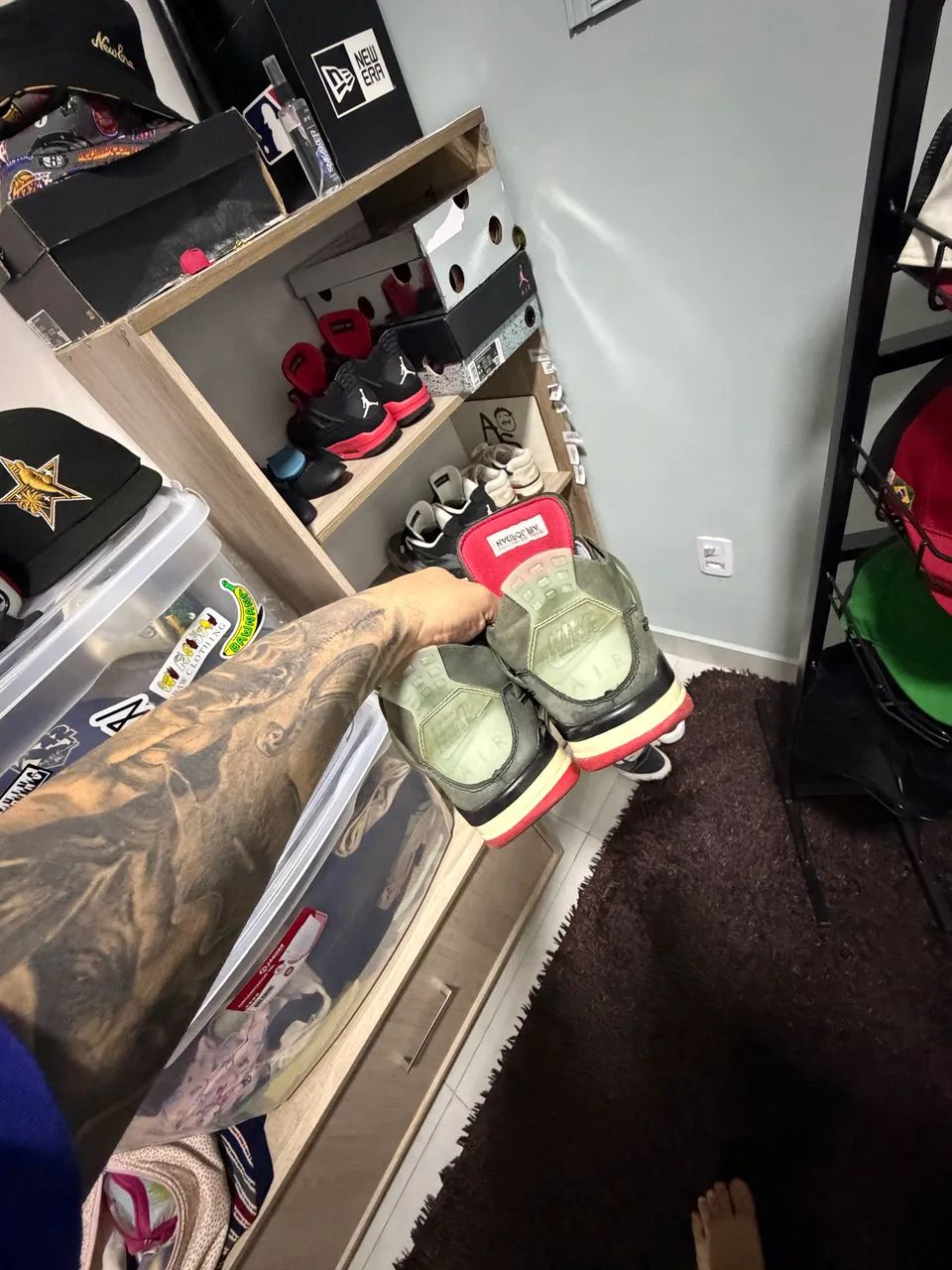 OFF White x Jordan 4 Bred SIZE 40BR - Foto 2