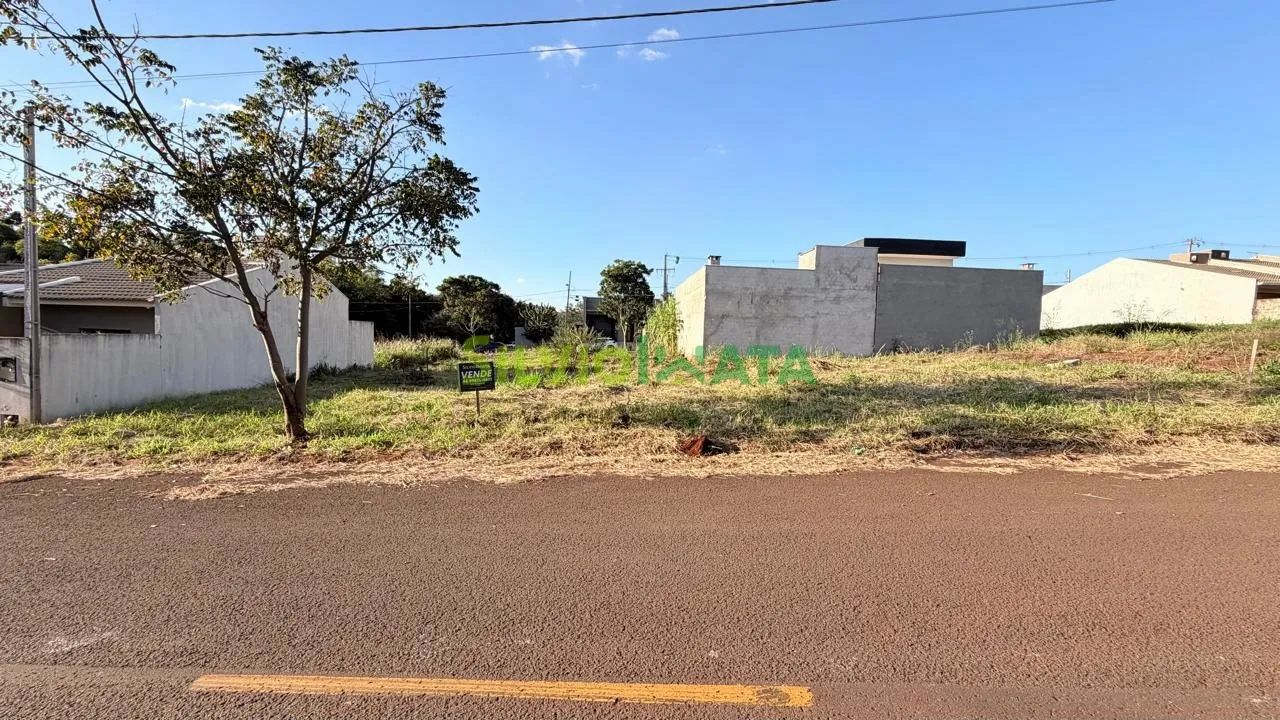 Terrenos à venda