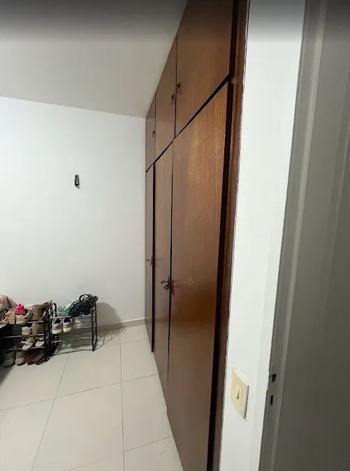 Apê mobiliado com vaga para mulher no Tirol  - Foto 2
