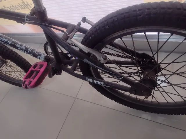 Bicicleta aro 20 preta  - Foto 3