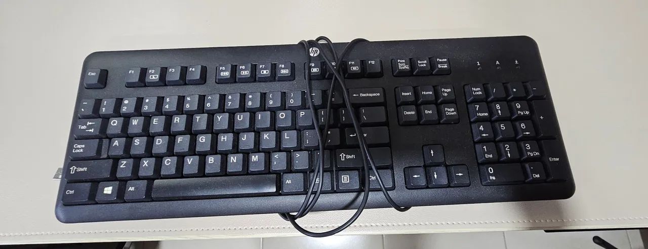 Teclado HP ORIGINAL + KIT de teclado pequeno e mouse de brinde 