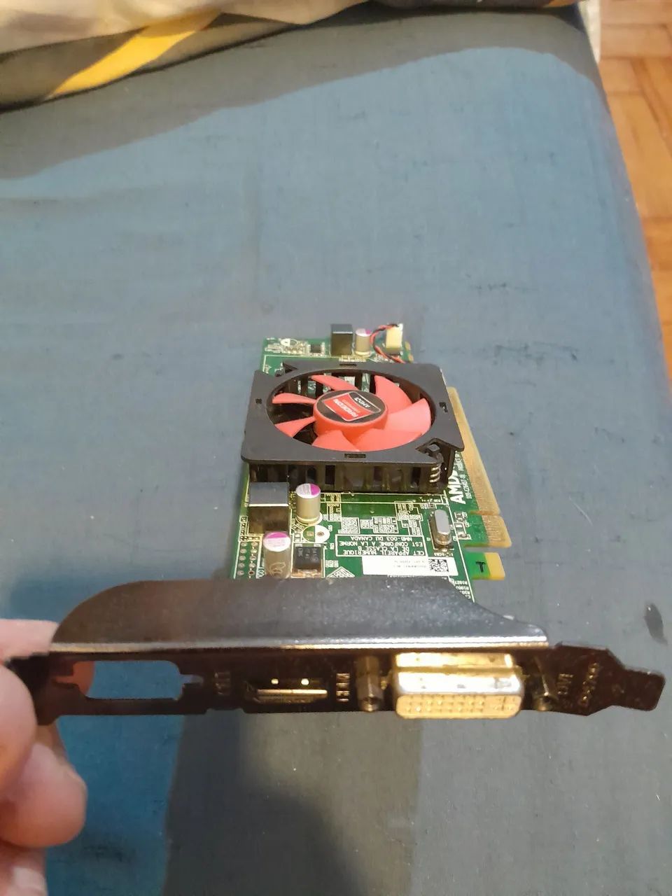 Placa de vídeo AMD Radeon - Foto 3