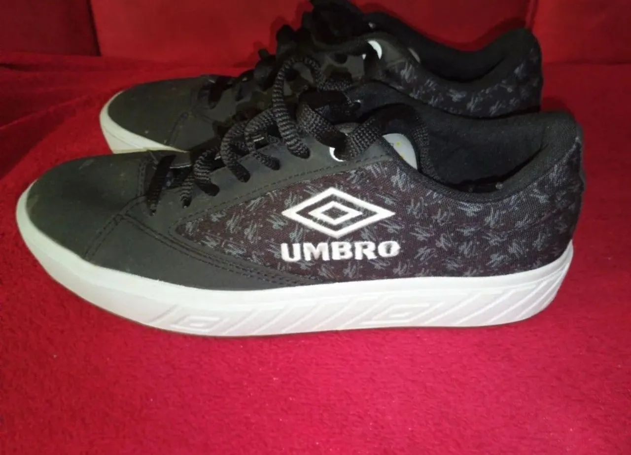 Tênis umbro número 40 original 