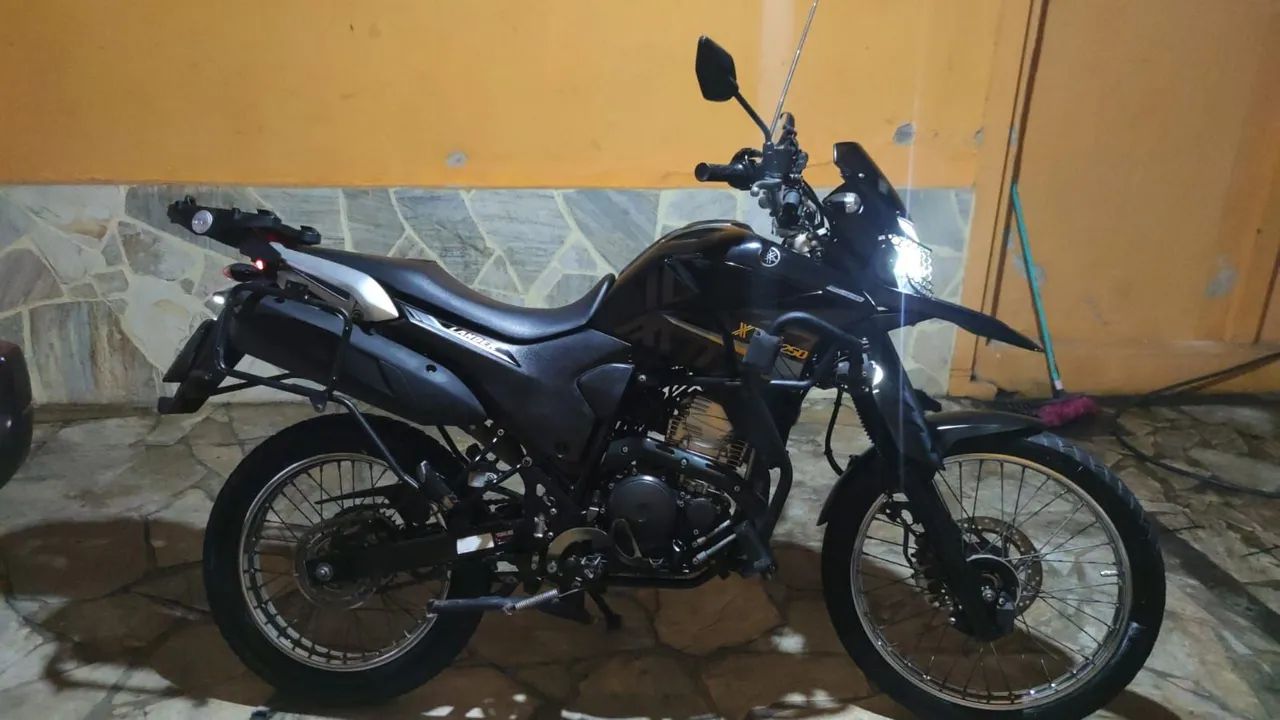 Lander XTZ 250 2020 + acessórios e 10 meses de seguro pago - Foto 3