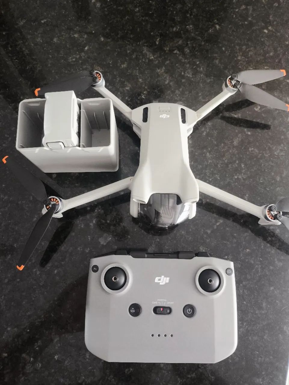Drone DJI MINI 3 muito conservado  - Foto 2