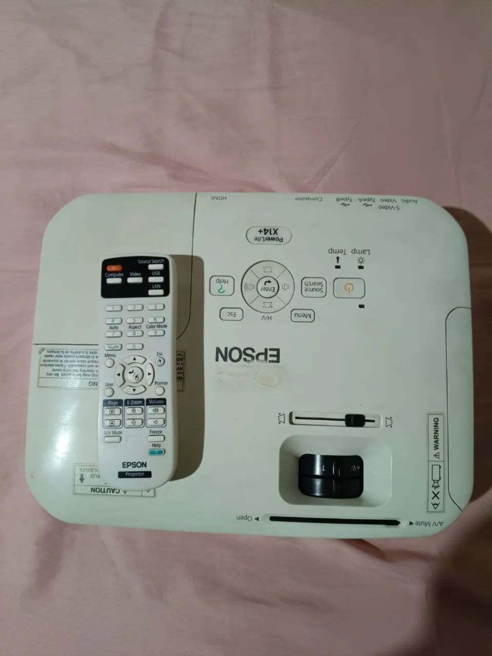 Data show Epson Power lite x14 