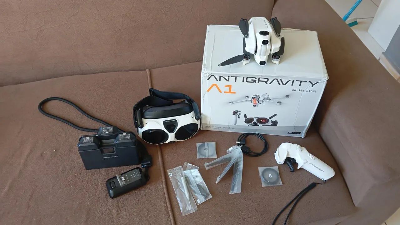 Drone Antigravity A1 8k 360 Explorer Bundle  3 Baterias - Foto 2