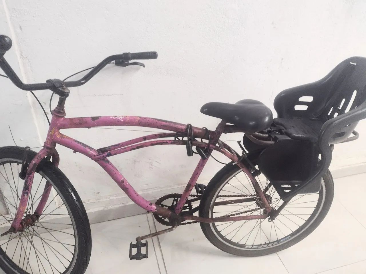 Bicicleta aro 26 mais cadeirinha  - Foto 2