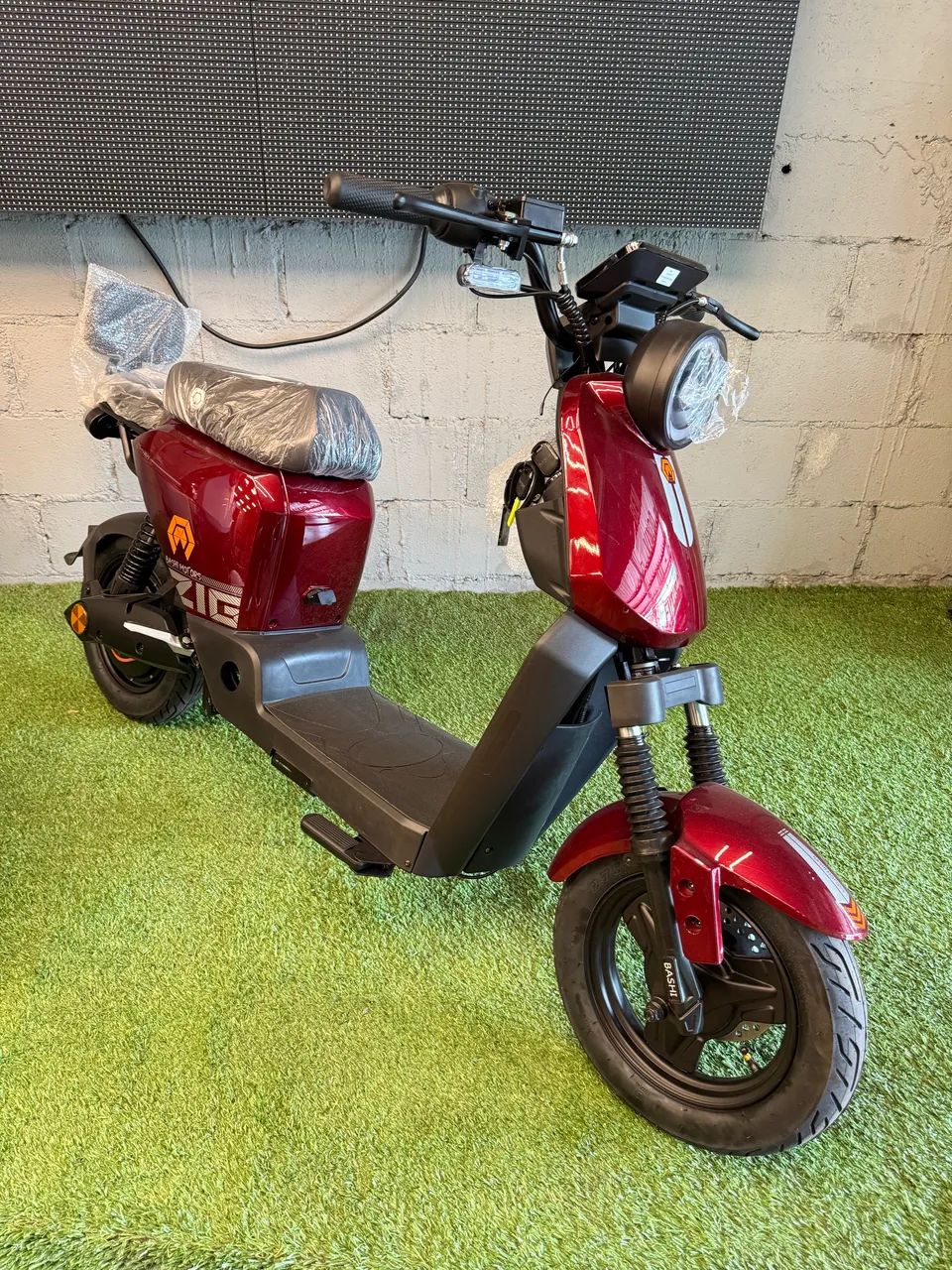 Scooter Elétrica Zig Vermelha 800w
