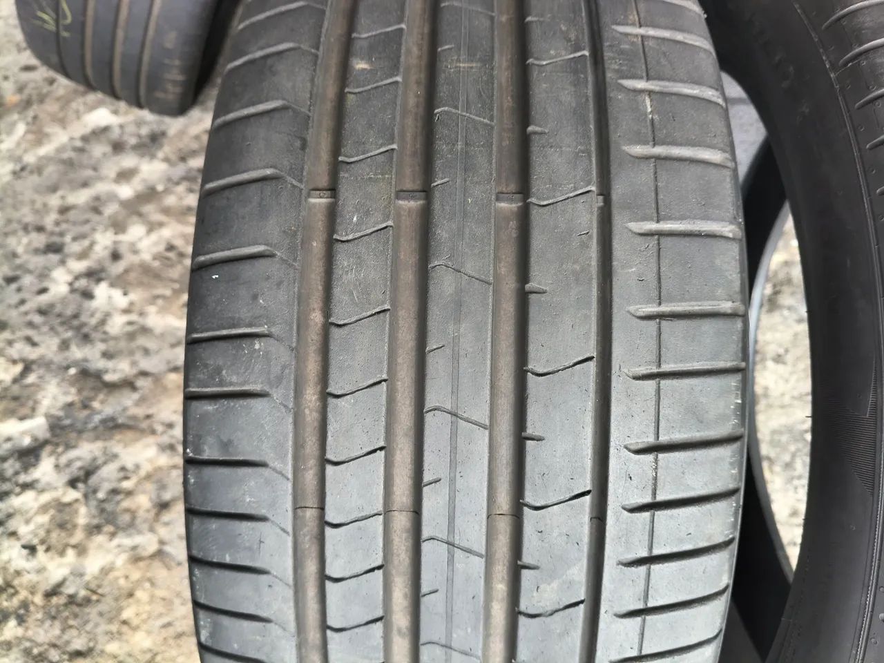 Pneus 255 40 21 Pirelli pzero  - Foto 2