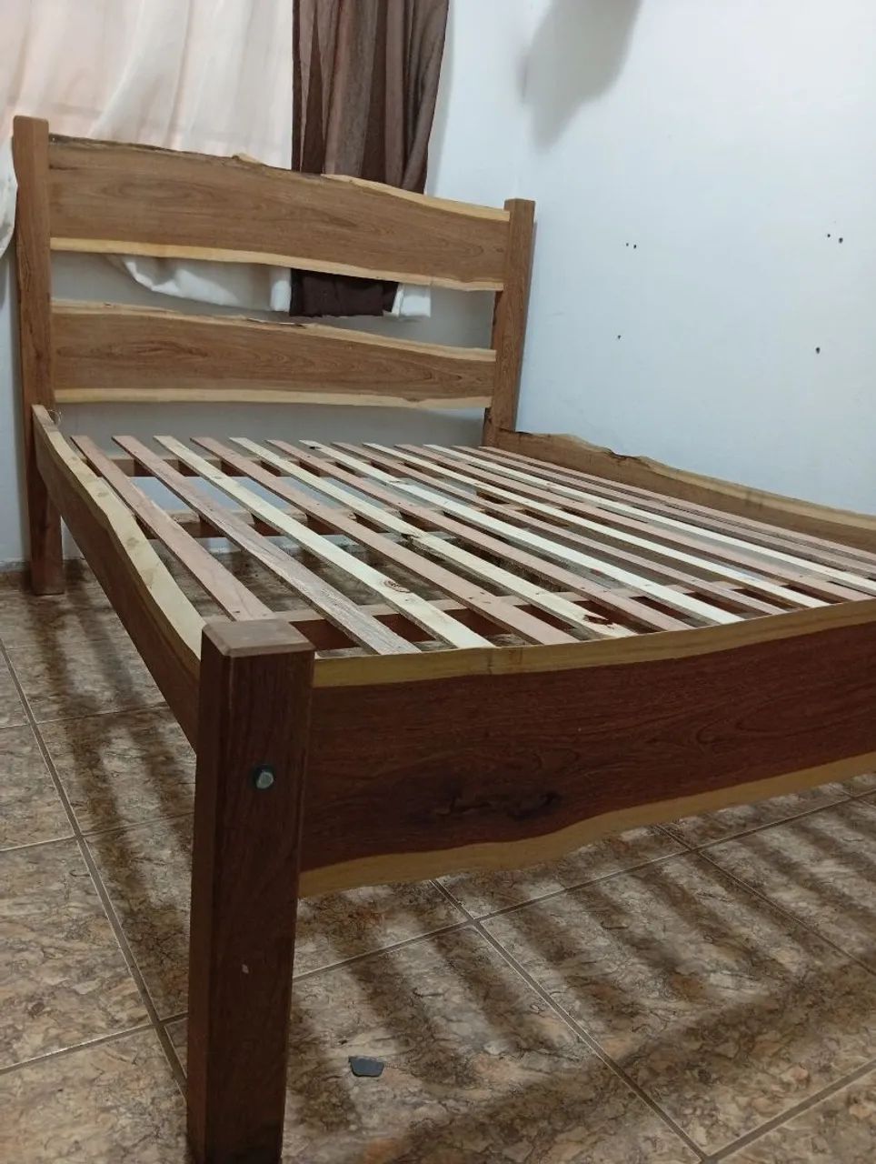 Cama de casal madeira maciça Sucupira  - Foto 2