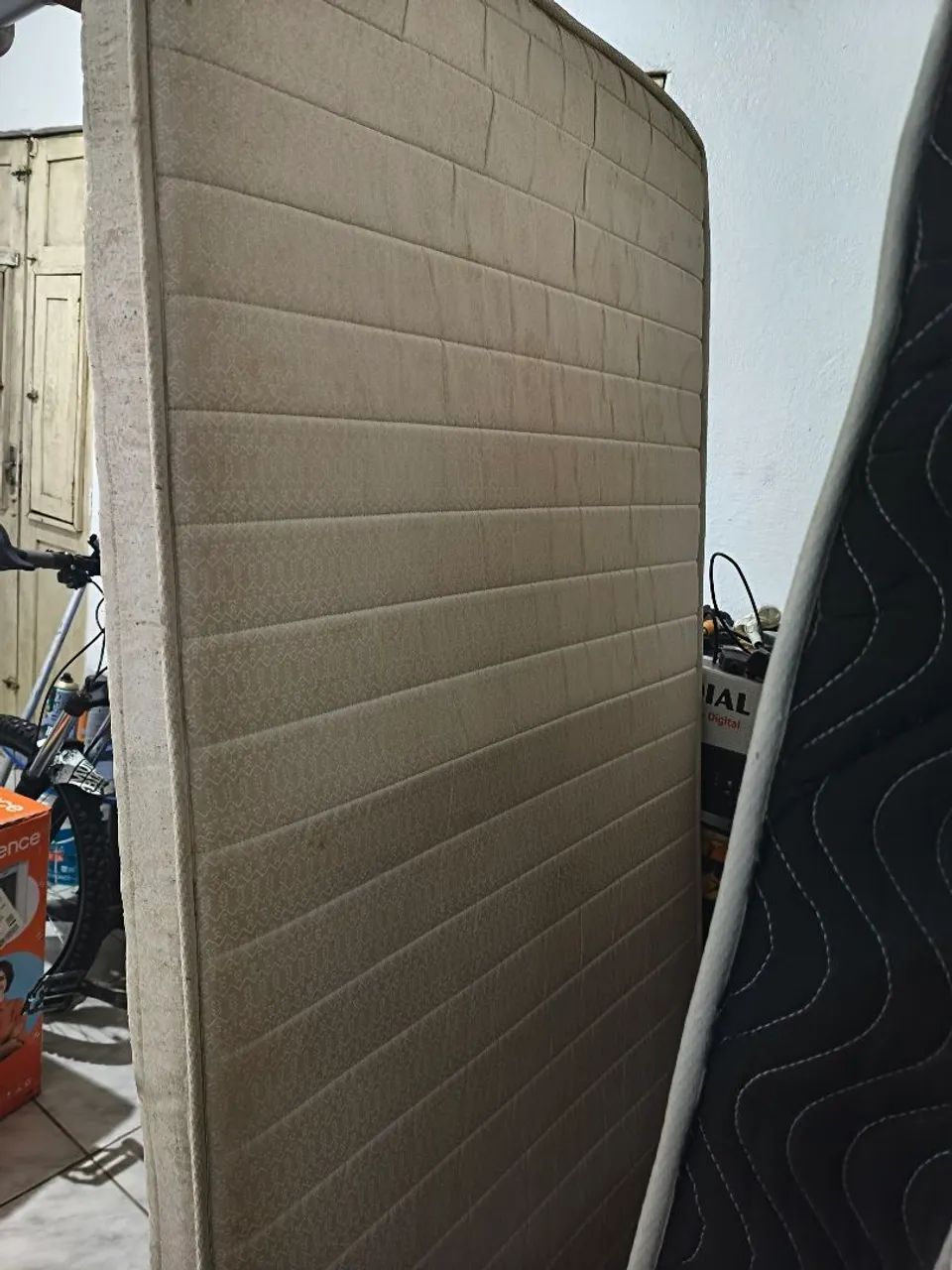 cama Box de solteiro 