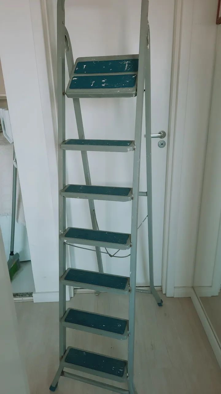 Escada de ferro com 7 degraus - Foto 2