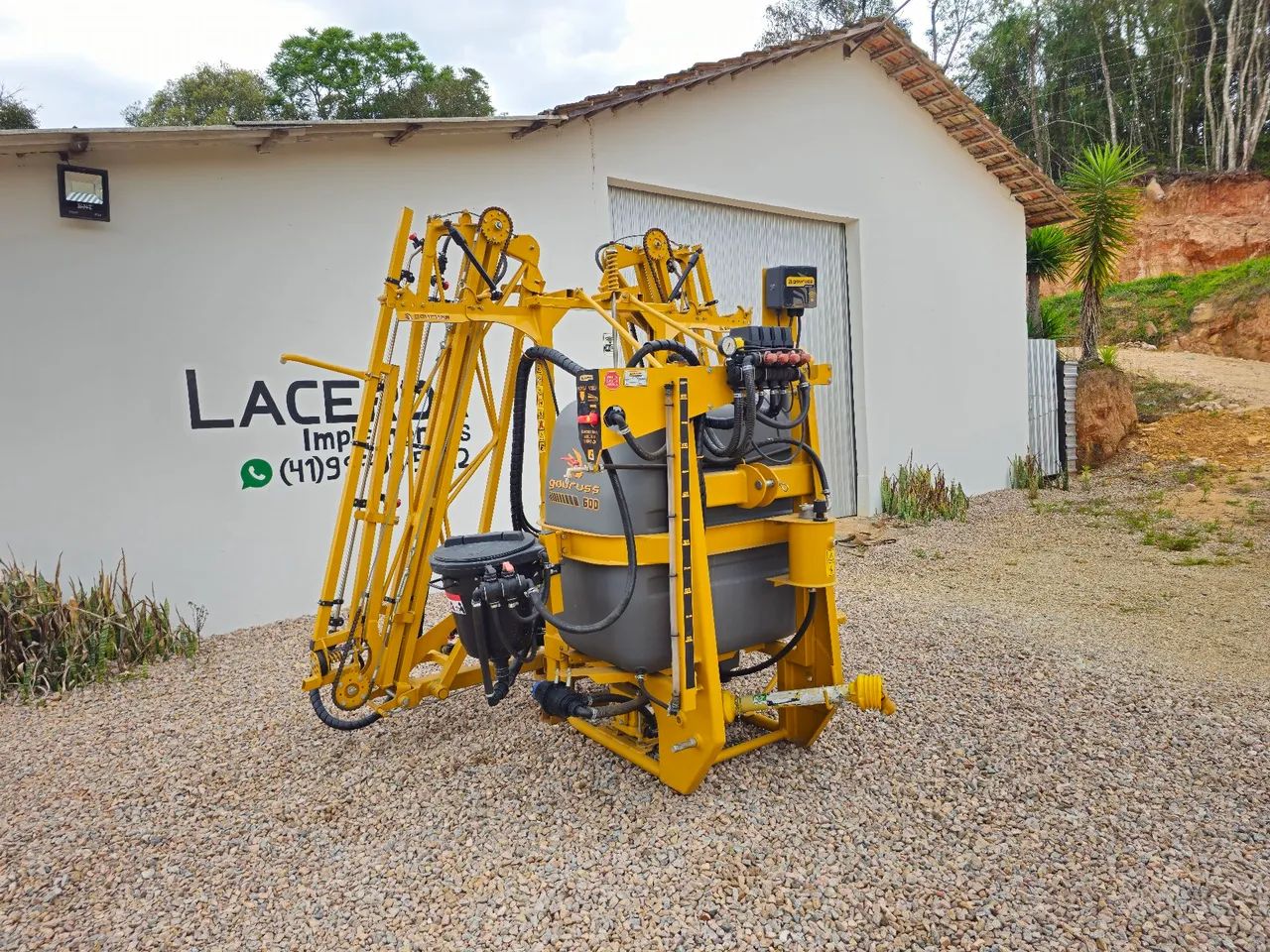 Pulverizador 600 litros para trator 