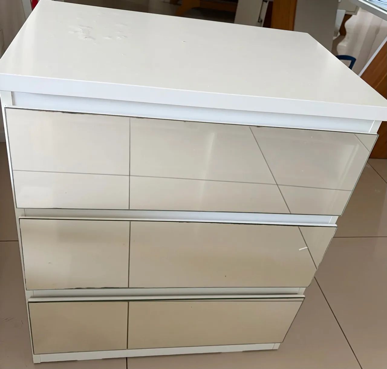 Criado-mudo TOK STOK Branco com espelho