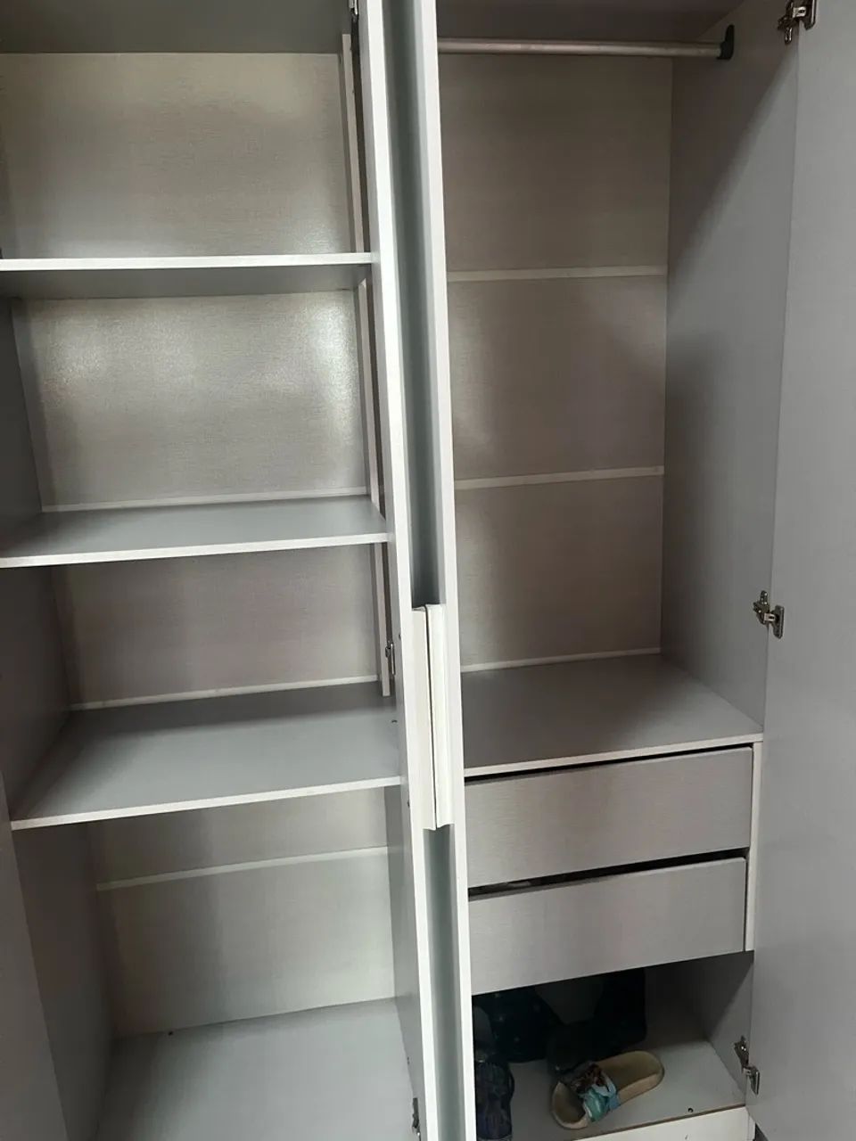 Vende se guarda roupa e cama de solteiro  - Foto 2