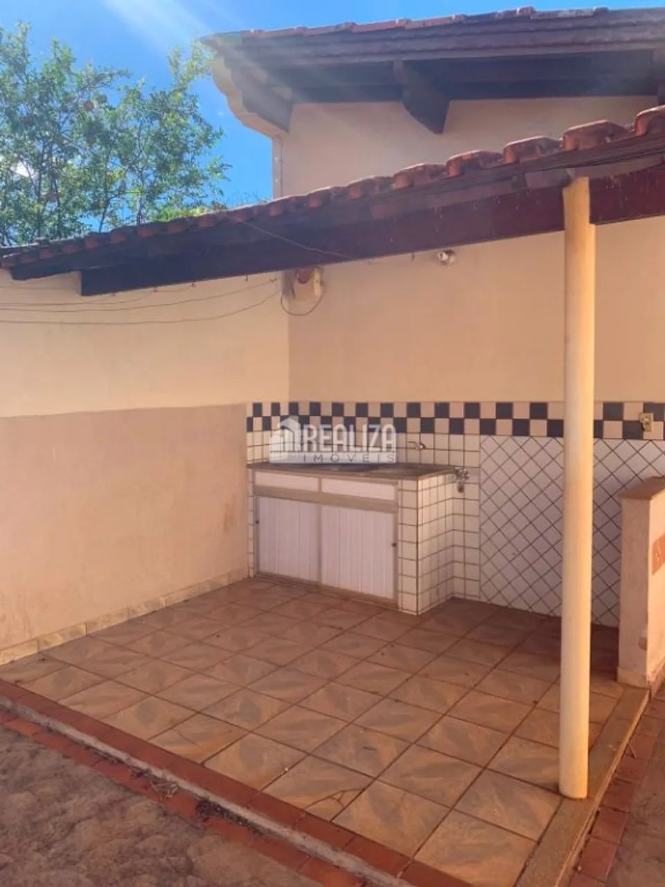 Casa com 3 Dormitórios e Edícula em Igarapava - Foto 3