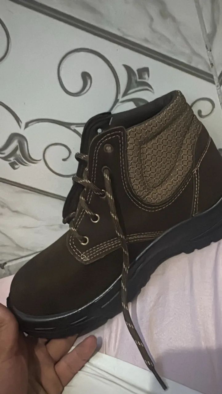 Bota nobuck 
