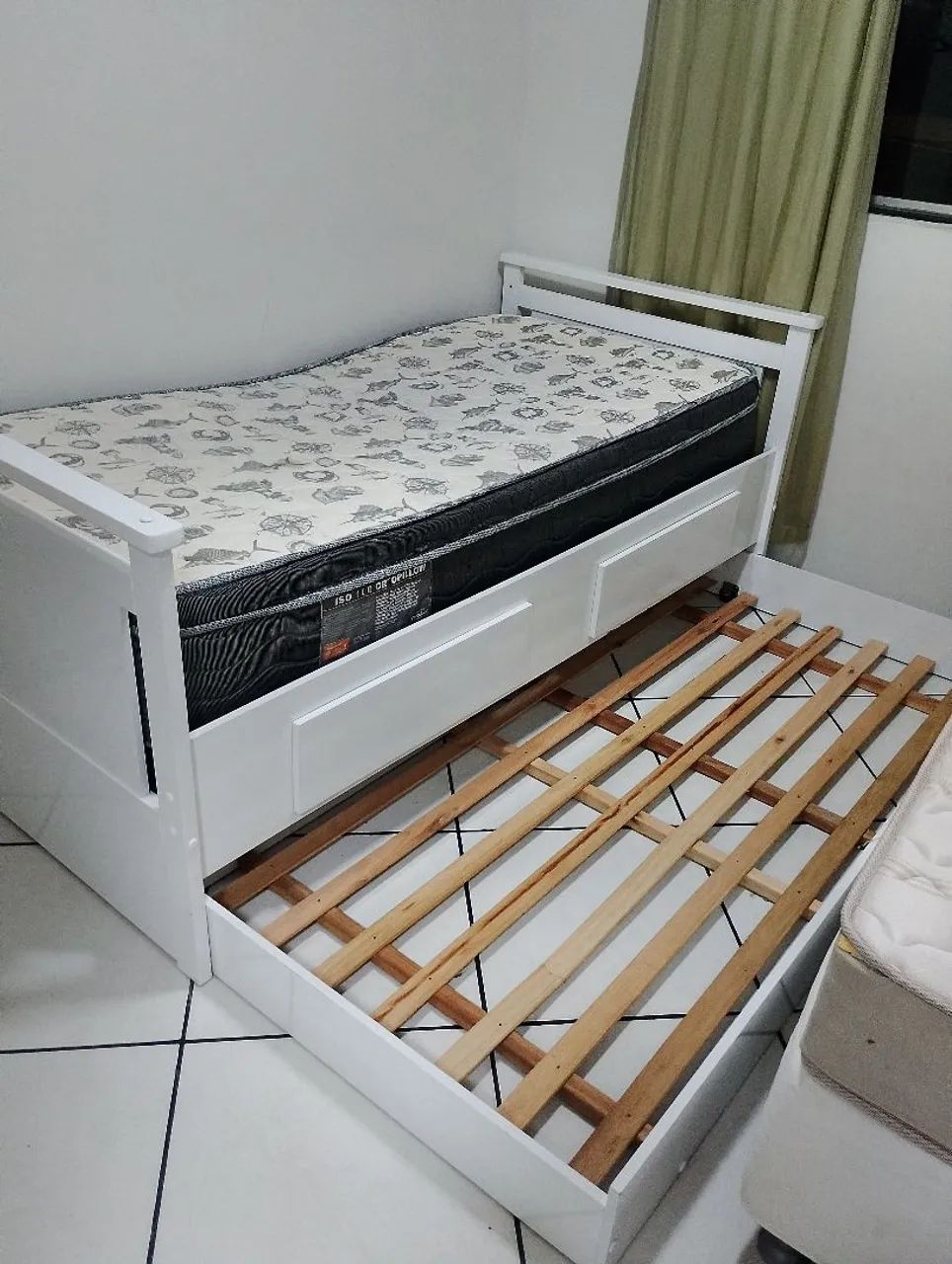 Cama de Solteiro com Cama Auxiliar 