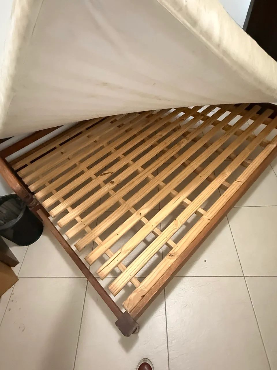 Sofa cama de madeira ou ?surubão? de madeira - Foto 3