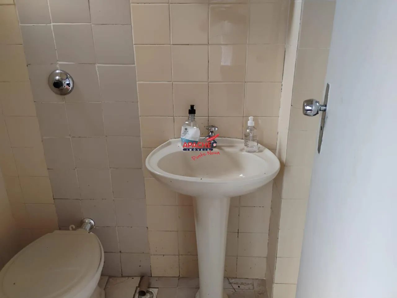 Sala Comercial de 41,06 m² no Centro de Ponte Nova  R$ 140.000 - Foto 3