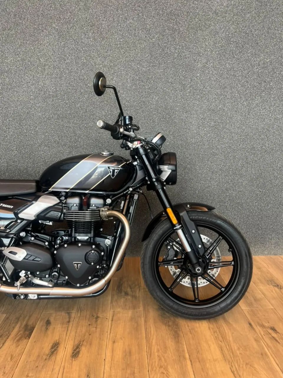 TRIUMPH SPEED TWIN 900 - Foto 3