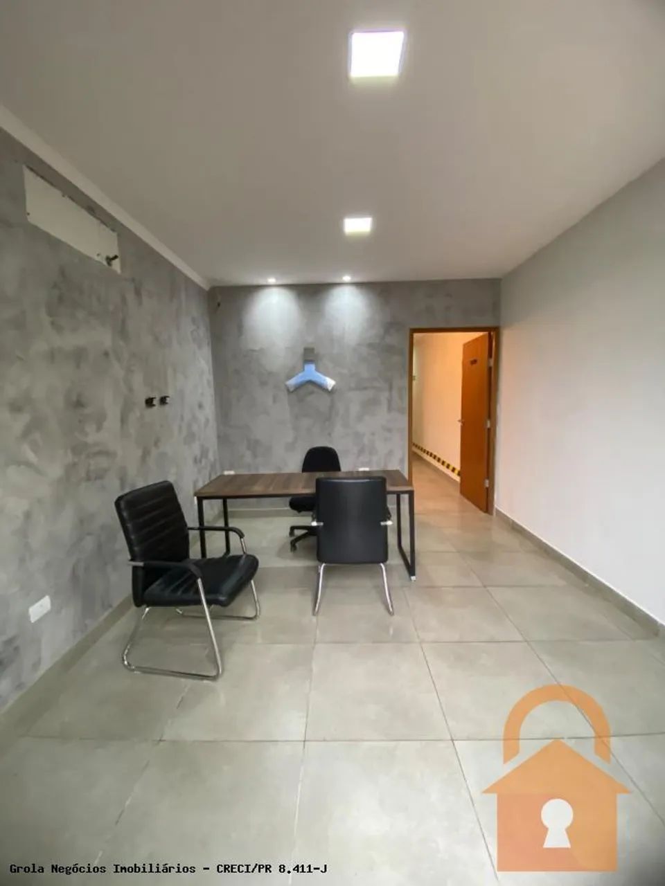 Sala Comercial para Locação em Campo Mourão, Centro, 2 banheiros - Foto 2