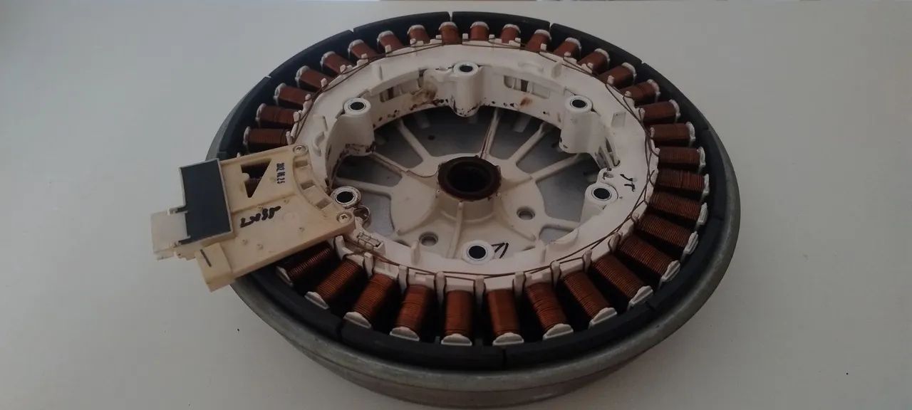 Estator Motor Lava e Seca Electrolux LSE09 