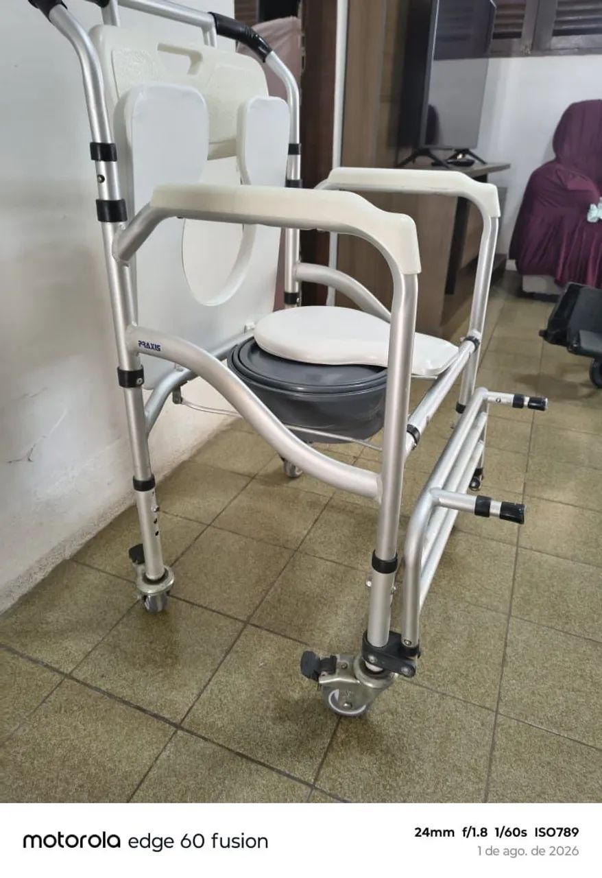 Cadeira de Banho  - Foto 3