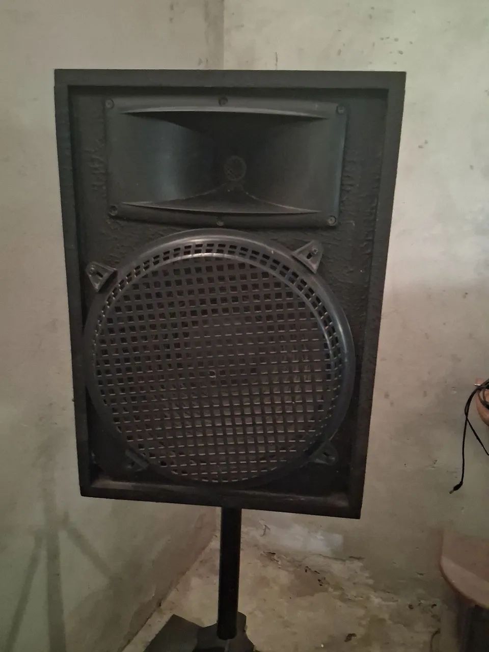 Caixa de som com tripé  - Foto 3