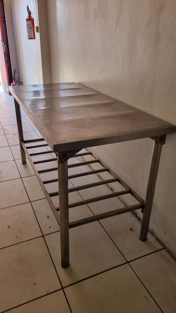 Mesa de aço inox