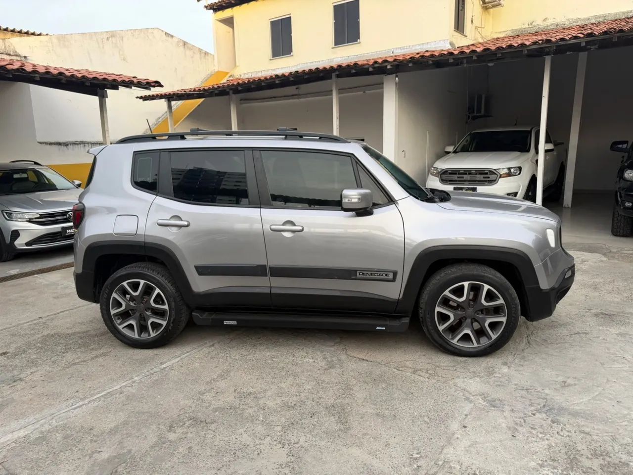 Jeep Renegade Longitude 2.0 4X4 TB Diesel AUT 2021 - Foto 2