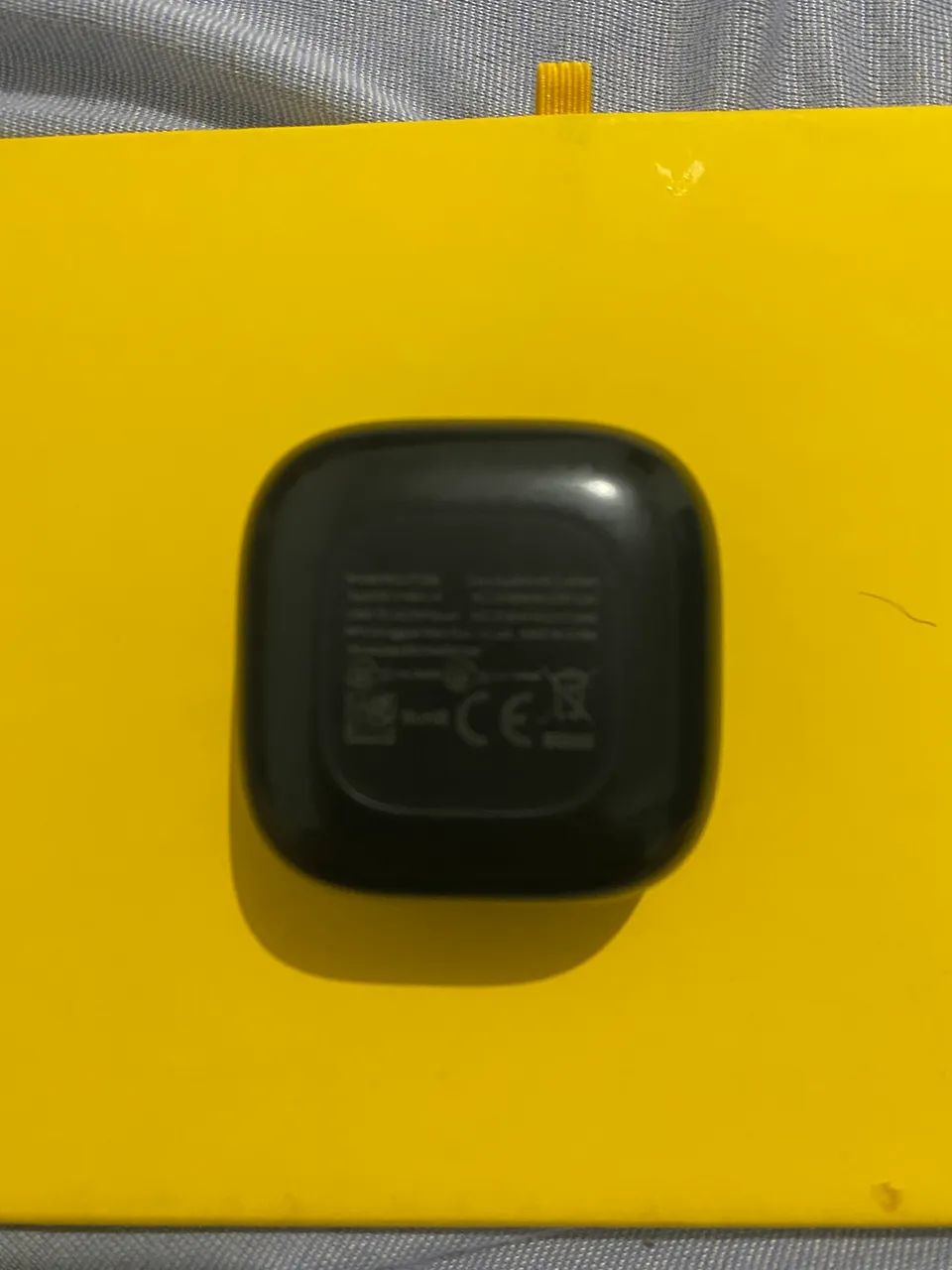 Fone Bluetooth QCY Preto com Case de Carregamento - Foto 2
