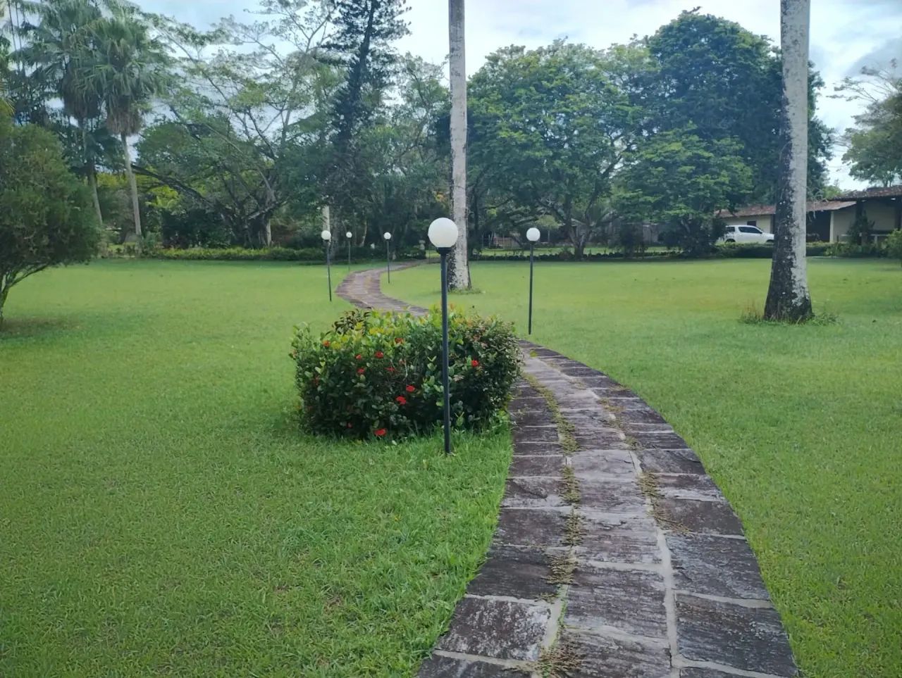 VENDE-SE SUPER CHÁCARA EM ALDEIA, IMPECÁVEL!! - Foto 2