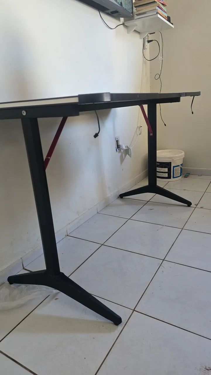 MESA GAMER PRA VENDER LOGO..