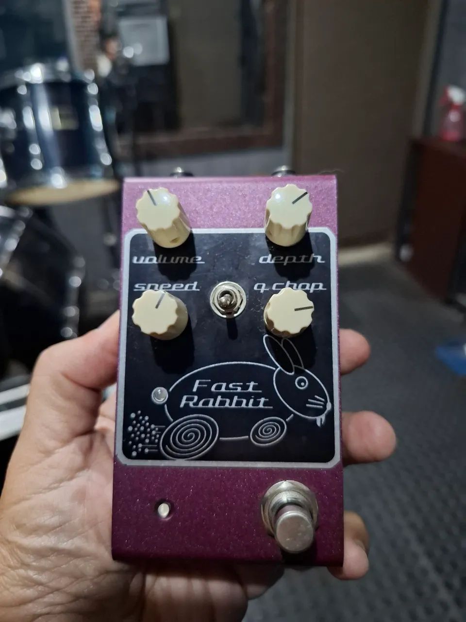 Pedal Fast Rabbit da Guitar Tech Trêmulo e Vibrato
