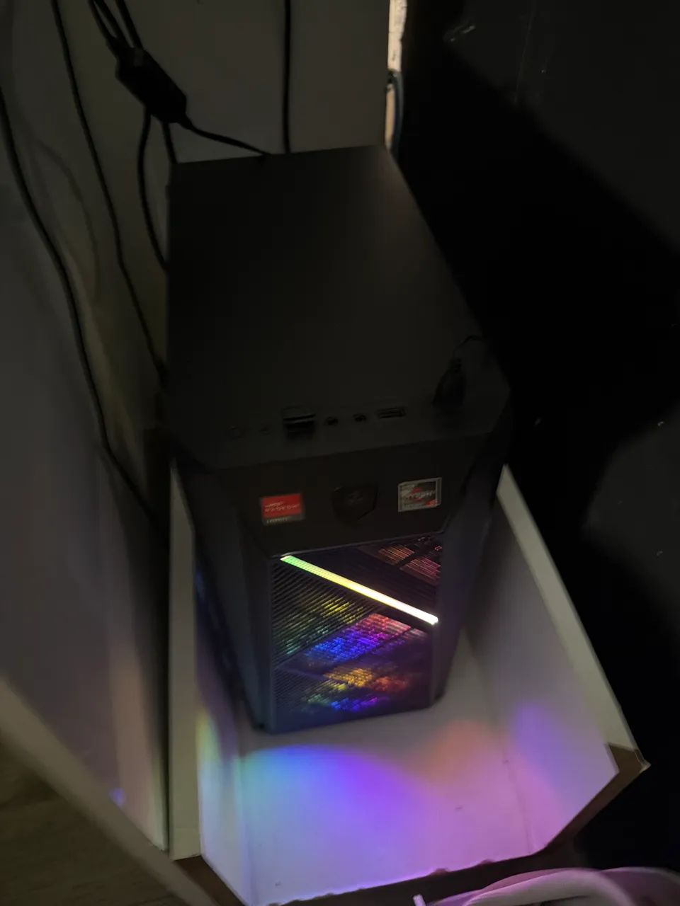 PC Completo AMD Ryzen 5 5600GT 8GB de RAM (2 Monitores + Perfiericos) - Foto 3