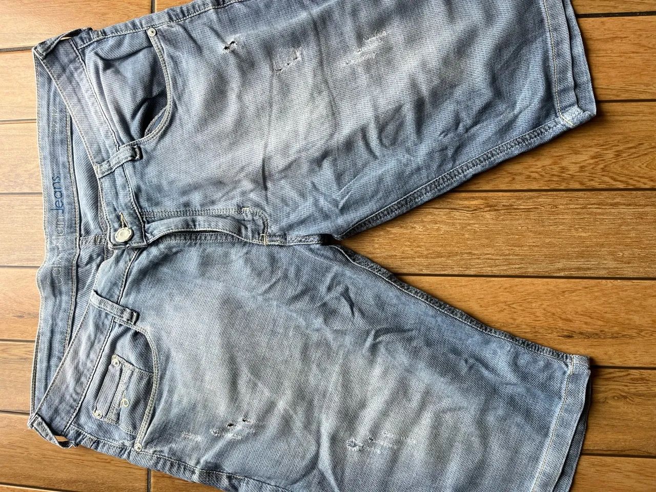 BERMUDA JEANS CALVIN KLEIN - Foto 2