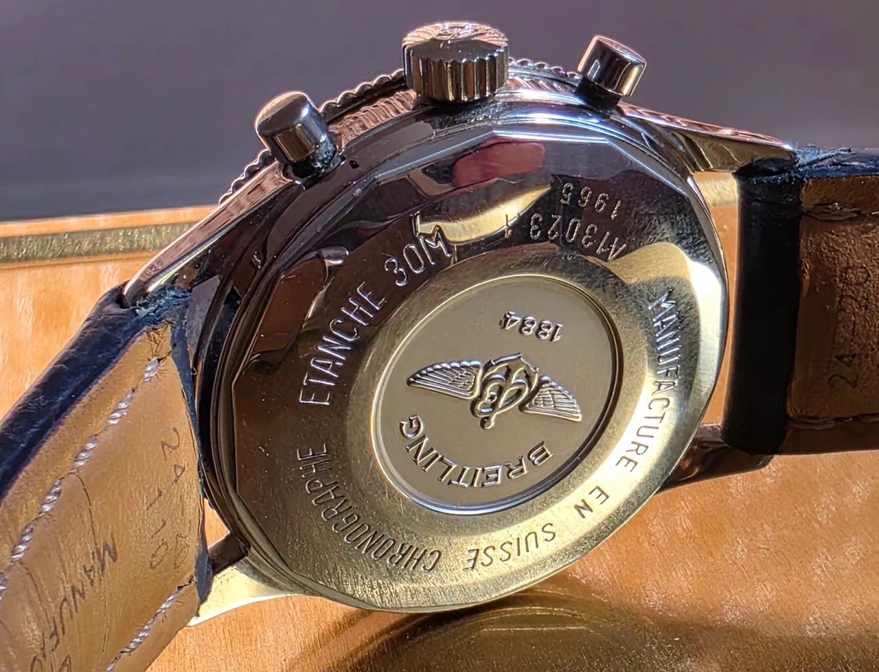 Relógio Breitling Navitimer AVI. Automático. 40mm. Secada de 19990. Mostrador azul panda. - Foto 4