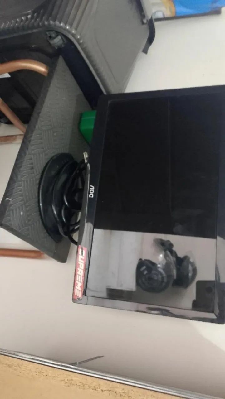 Monitor AOC em perfeito estado  - Foto 3