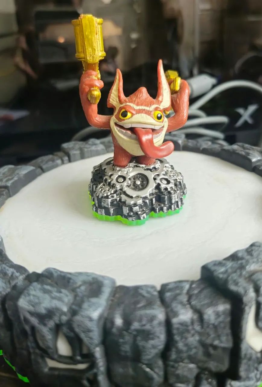 Boneco Skylanders Trigger Happy (Faço olx pay)