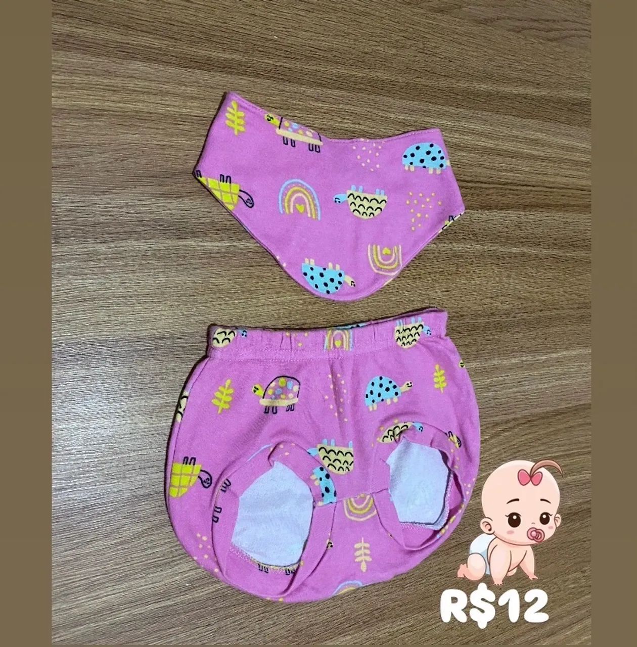 Roupinhas P/bebê seminovas  - Foto 2