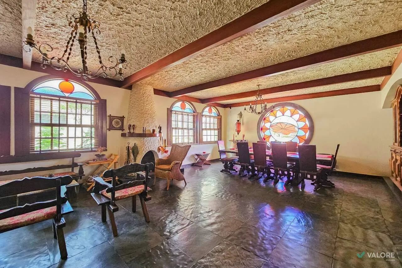 Casa comercial para alugar no Santa Lúcia