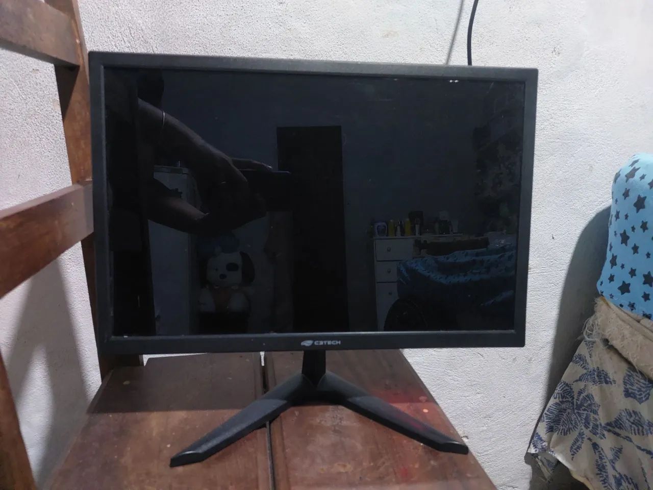 Monitor com defeito