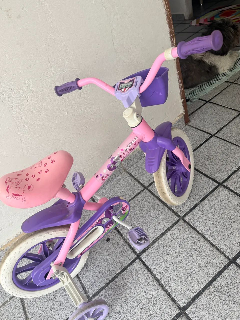 Vendo bicicleta infantil aro 12 - Foto 3