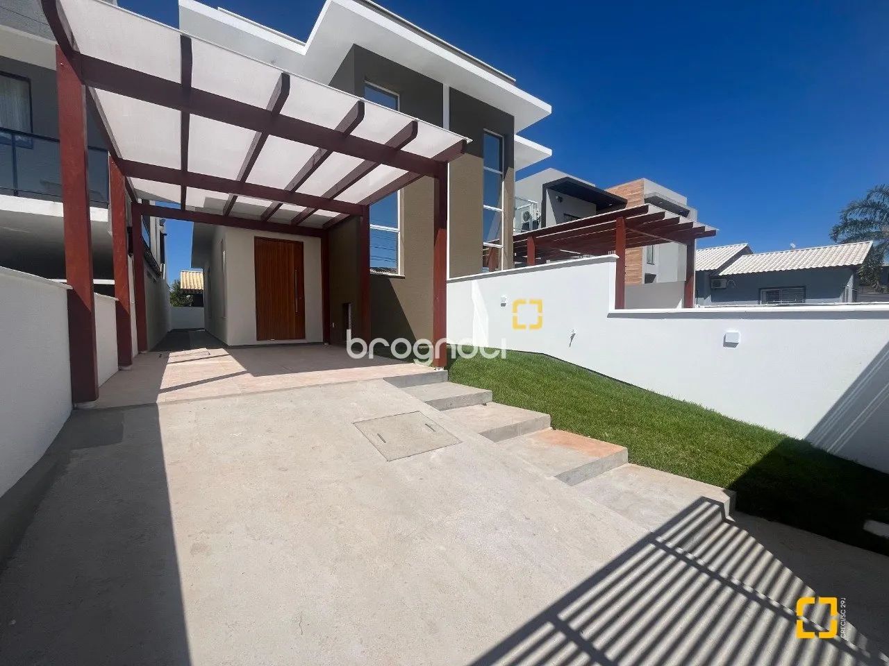 Casa a Venda Nova de 3 dormitórios ( 1 Suíte) - Bairro Carianos Florianópolis SC - Foto 2