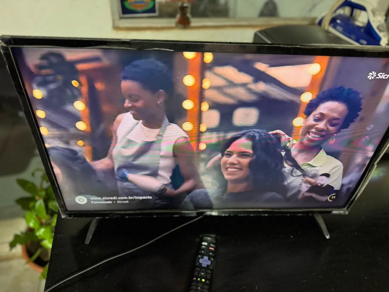 Tv Smart Ótima ( 32 polegadas) entregamos ainda hoje  - Foto 3