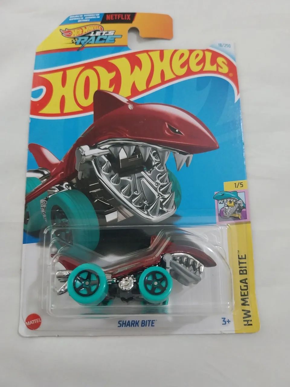 Hot wheels SHARK BITE 