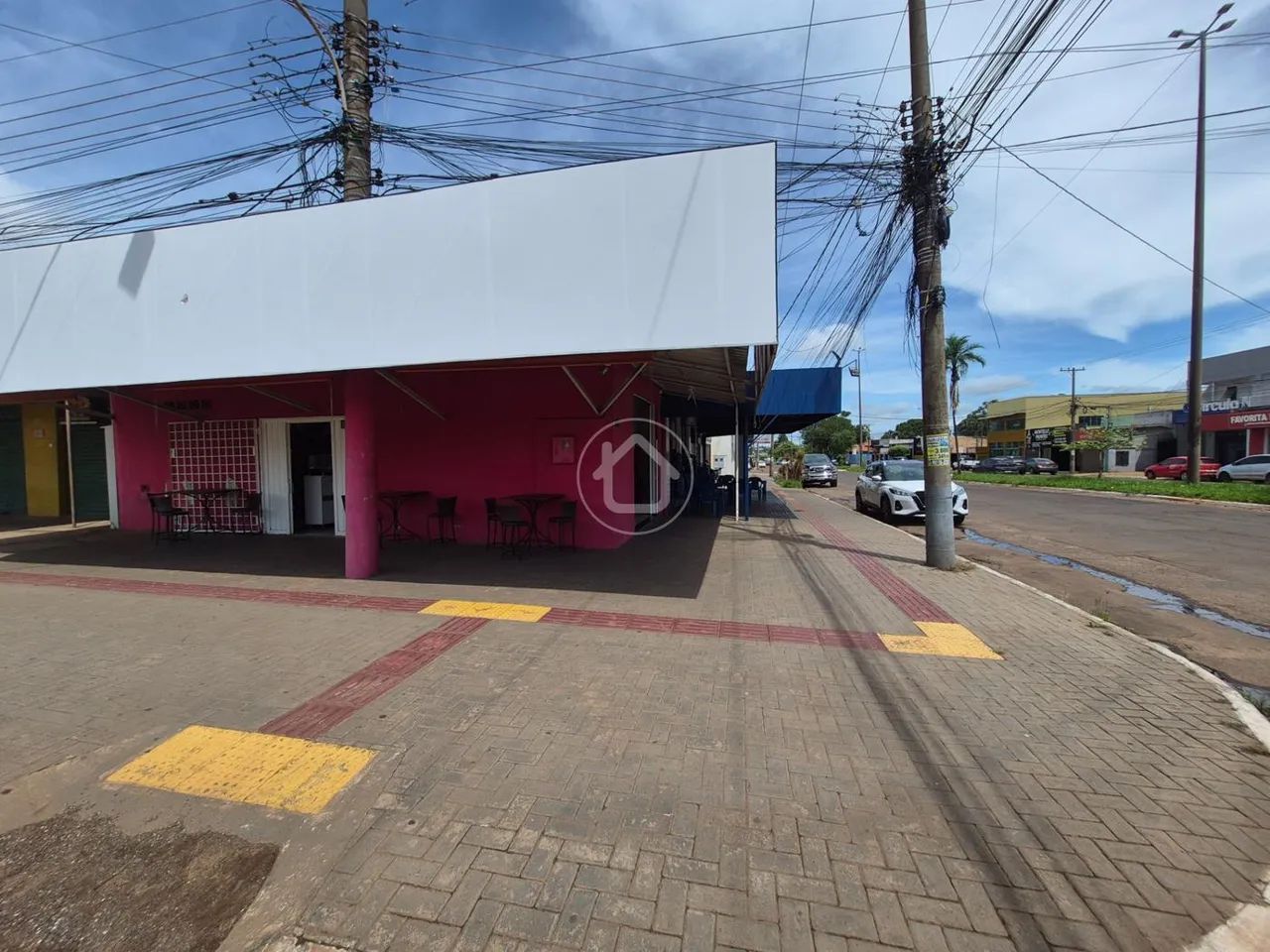 3 PREDIOS COMERCIAS EM AVENIDA PRINCIPAL - Foto 5