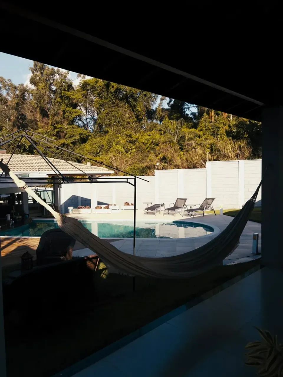 Casa para venda possui 320 metros quadrados com 5 quartos - Foto 5